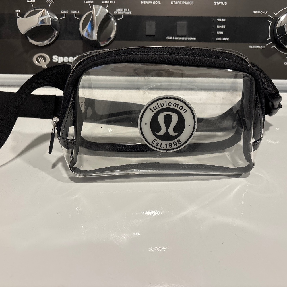 Lululemon clear pouch